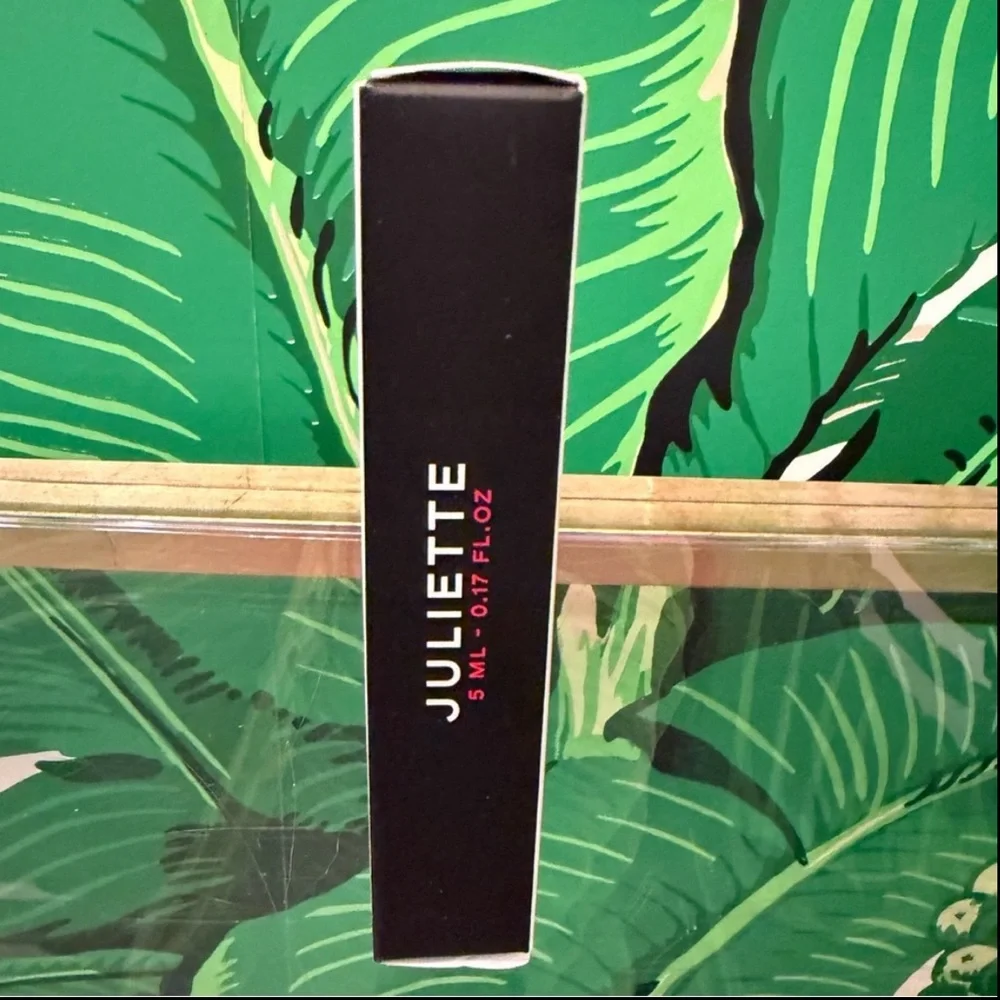 NWT Juliette Has A Gun Juliette 5mL Mini Travel Spray